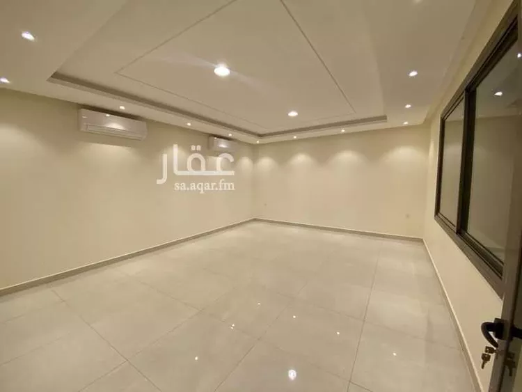 فيلا للبيع في شارع كعب بن الحارث, حي الروضة, مدينة الرياض, منطقة الرياض صورة 3