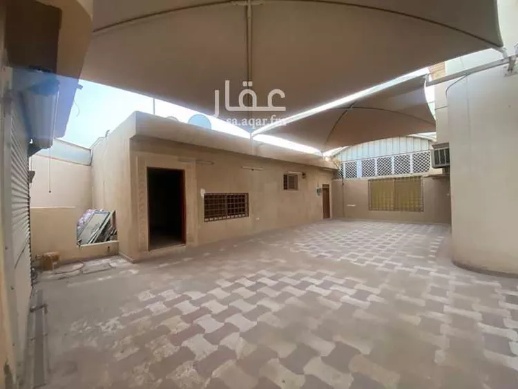 فيلا للإيجار في شارع حبيب بن ثابت, حي بدر, مدينة الرياض, منطقة الرياض صورة 3