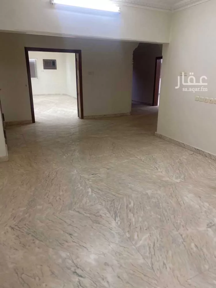 فيلا للإيجار في شارع حبيب بن ثابت, حي بدر, مدينة الرياض, منطقة الرياض صورة 4