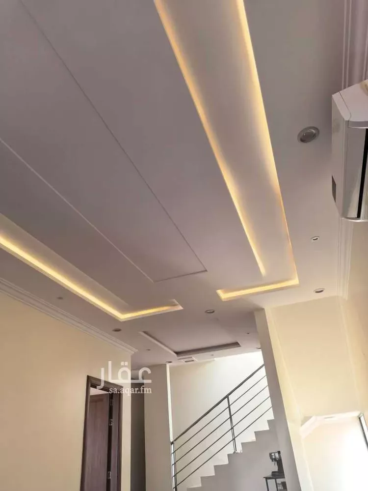 فيلا للبيع في شارع ابن يوسف الحكيم, حي البيان, مدينة الرياض, منطقة الرياض صورة 2