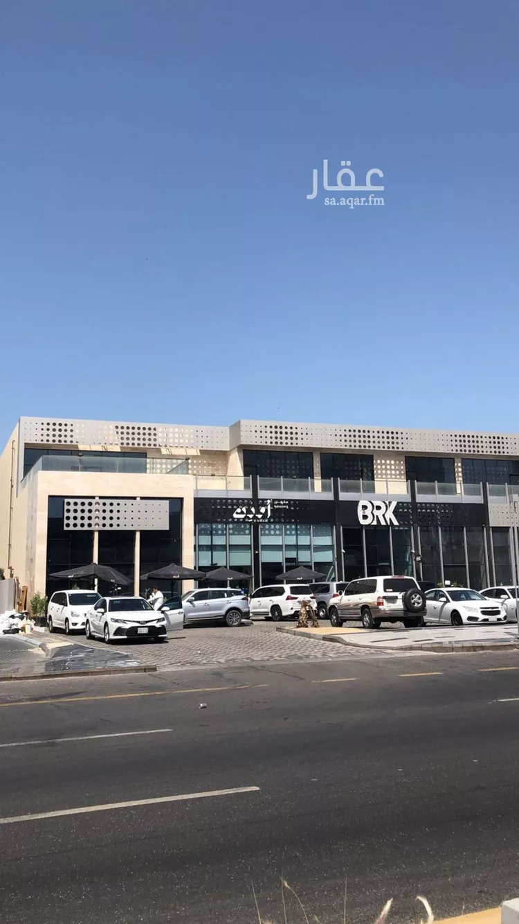 مكتب تجاري للإيجار في شارع الامير تركي, حي الكورنيش, مدينة الخبر, المنطقة الشرقية صورة 2