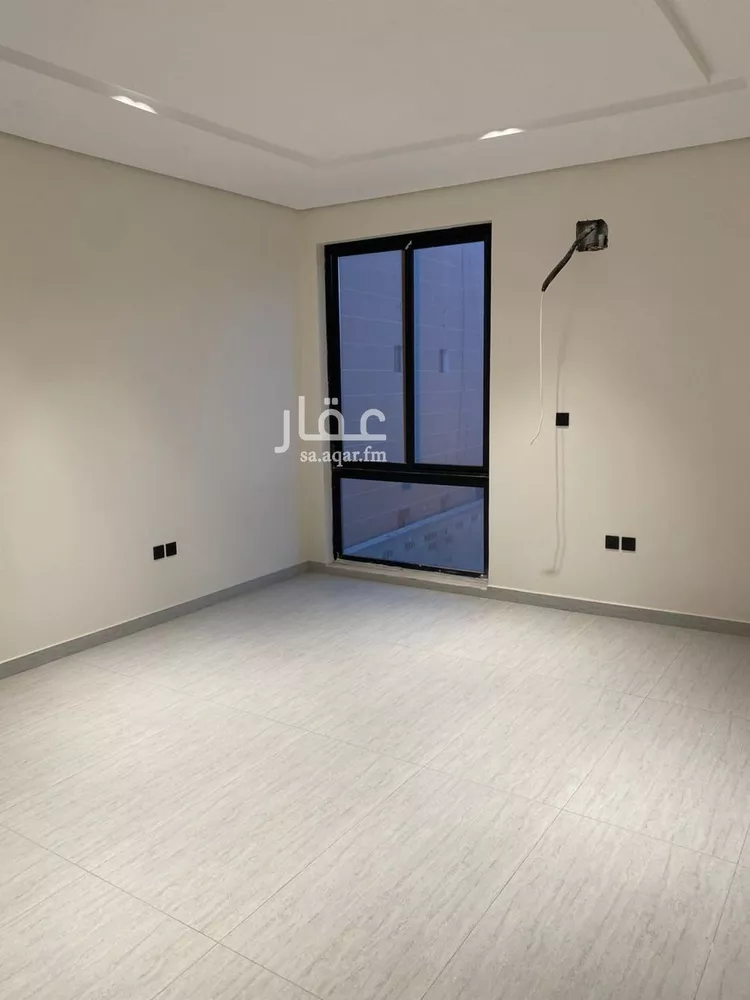 فيلا للبيع في شارع حنظلة ابن الطفيل, حي التحلية, مدينة الخبر, المنطقة الشرقية