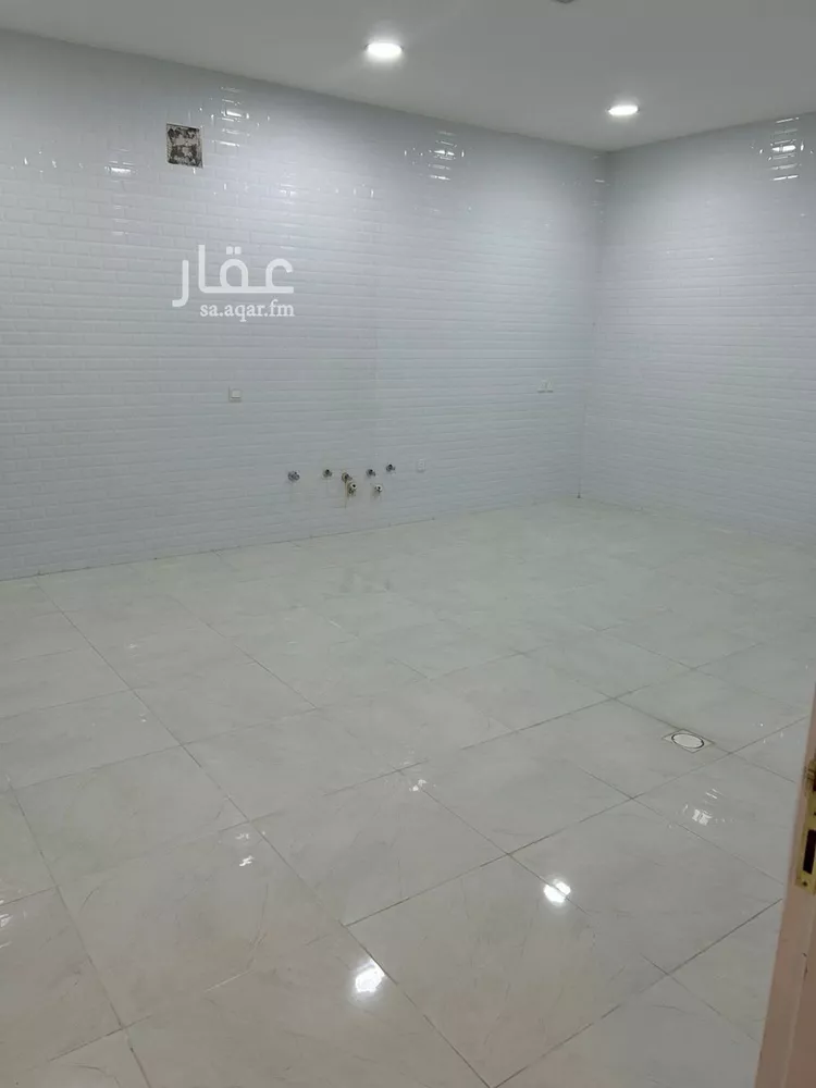 فيلا للإيجار في شارع الفوز, حي الأمواج, مدينة الخبر, المنطقة الشرقية صورة 5