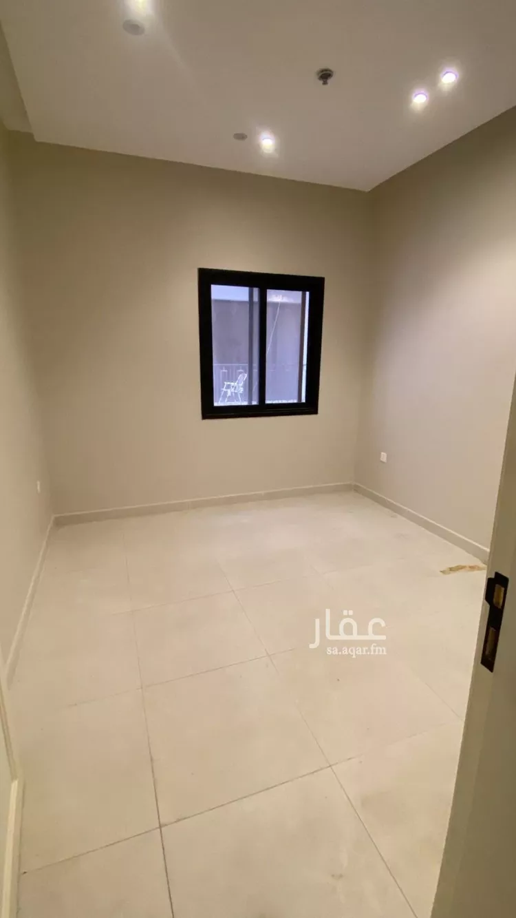 شقة للإيجار في شارع بيرين, حي الحمراء, مدينة الخبر, المنطقة الشرقية