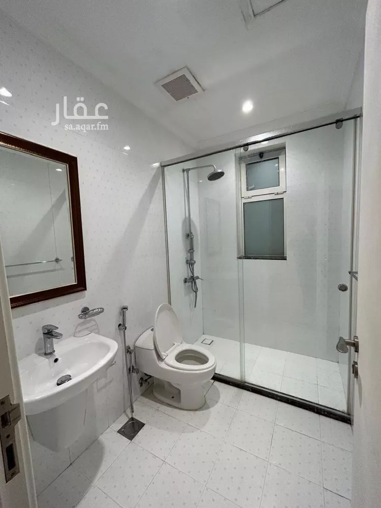 شقة للإيجار في شارع ثابت بن صهيب, حي الروابي, مدينة الخبر, المنطقة الشرقية 6