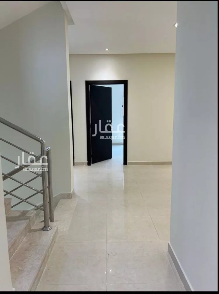 فيلا للإيجار في شارع التآخي, حي البحيرة, مدينة الخبر, المنطقة الشرقية صورة 3