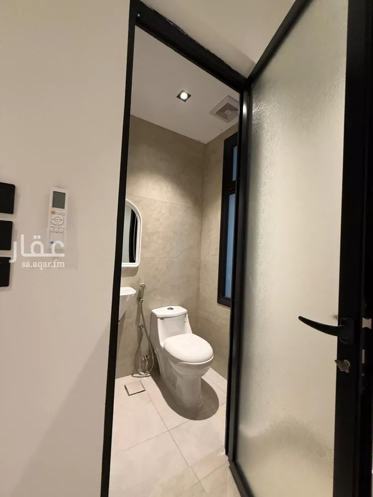 شقة للإيجار في شارع الاصول, حي البحر, مدينة الخبر, المنطقة الشرقية صورة 2