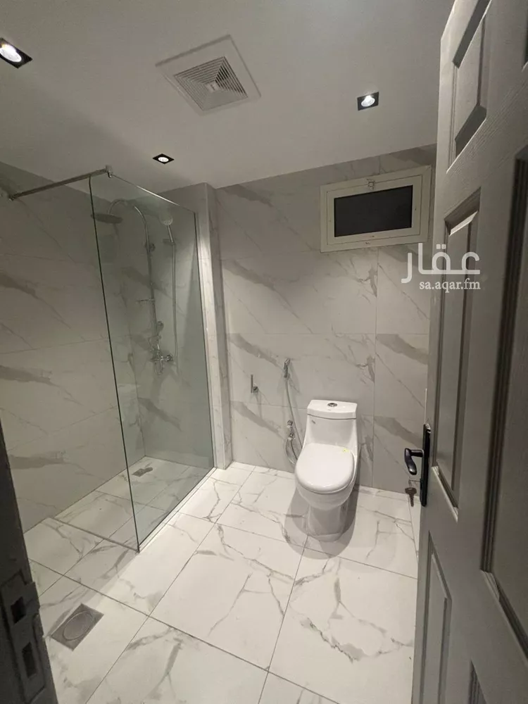 غرفة للإيجار في شارع الامير مساعد ابن عبدالعزيز, حي الخبرالشمالية, مدينة الخبر, المنطقة الشرقية صورة 2