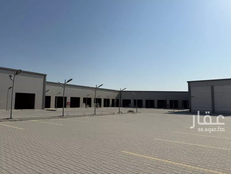 محل للإيجار في شارع عبدالرحمن ابن عوف, حي المنار, مدينة الدمام, المنطقة الشرقية صورة 3