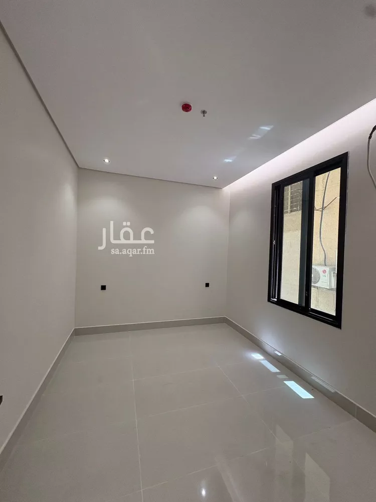 شقة للإيجار في شارع القيصومة, حي الحمراء, مدينة الخبر, المنطقة الشرقية صورة 5