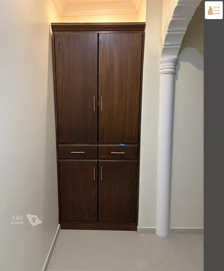 Apartment for Sale in Dhahran Al Jame'ah 7
