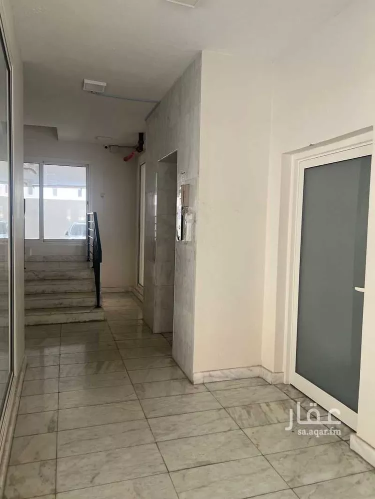 شقة للبيع في شارع ابن الشهاب, حي البندرية, مدينة الخبر, المنطقة الشرقية صورة 3