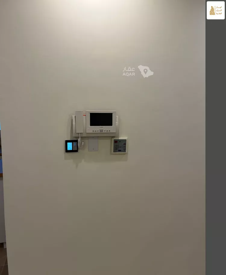 Apartment for Sale in Dhahran Al Jame'ah 9
