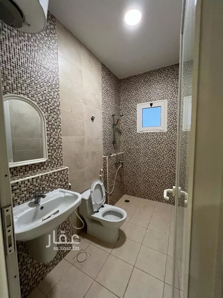 شقة للإيجار في شارع ابن سلامه, حي البندرية, مدينة الخبر, المنطقة الشرقية صورة 5