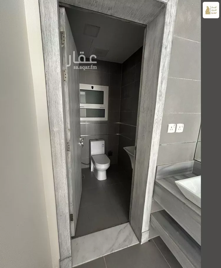 شقة للإيجار في شارع ابن الشهاب, حي البندرية, مدينة الخبر, المنطقة الشرقية 9