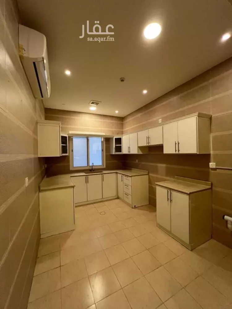 شقة للإيجار في شارع ابن سلامه, حي البندرية, مدينة الخبر, المنطقة الشرقية صورة 5