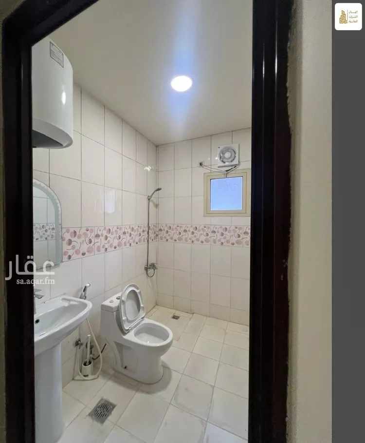 شقة للإيجار في شارع سفيان بن النضر, حي الحمراء, مدينة الخبر, المنطقة الشرقية صورة 2