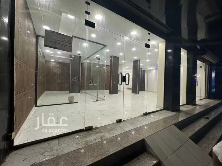 محل للإيجار في شارع طريق الأمير سلطان بن عبد العزيز, حي الروضة, مدينة جازان, منطقة جازان صورة 2