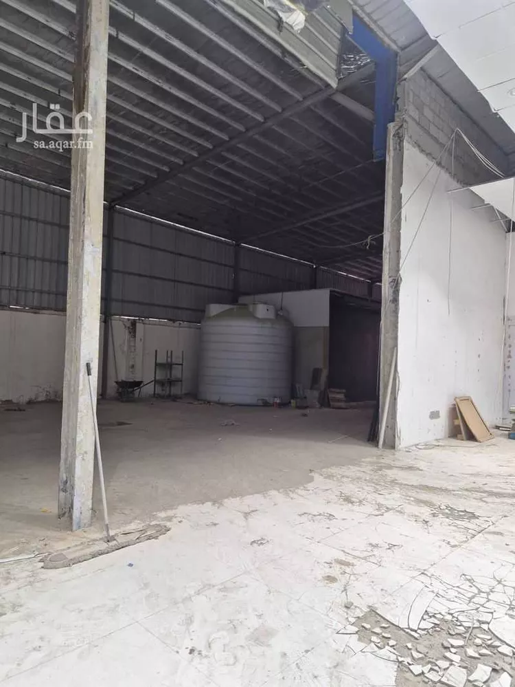مستودع للإيجار في شارع الامام, حي العزيزية, مدينة الرياض, منطقة الرياض 1 صورة