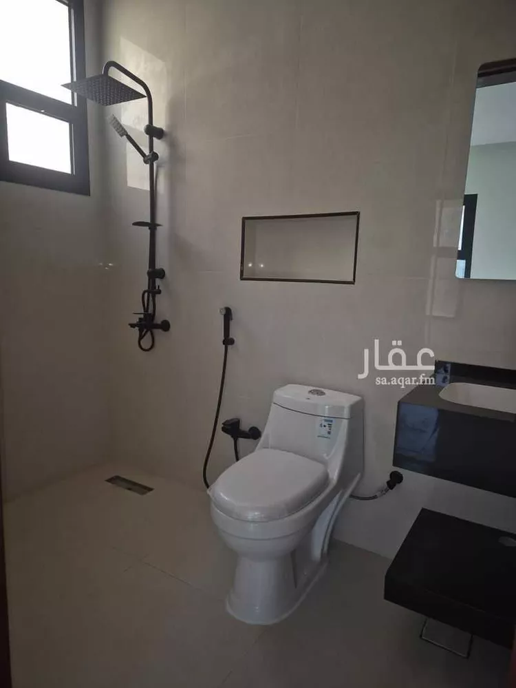 فيلا للبيع في شارع المعتضد بالله بن أبي القاسم, حي المنصورة, مدينة الرياض, منطقة الرياض صورة 4