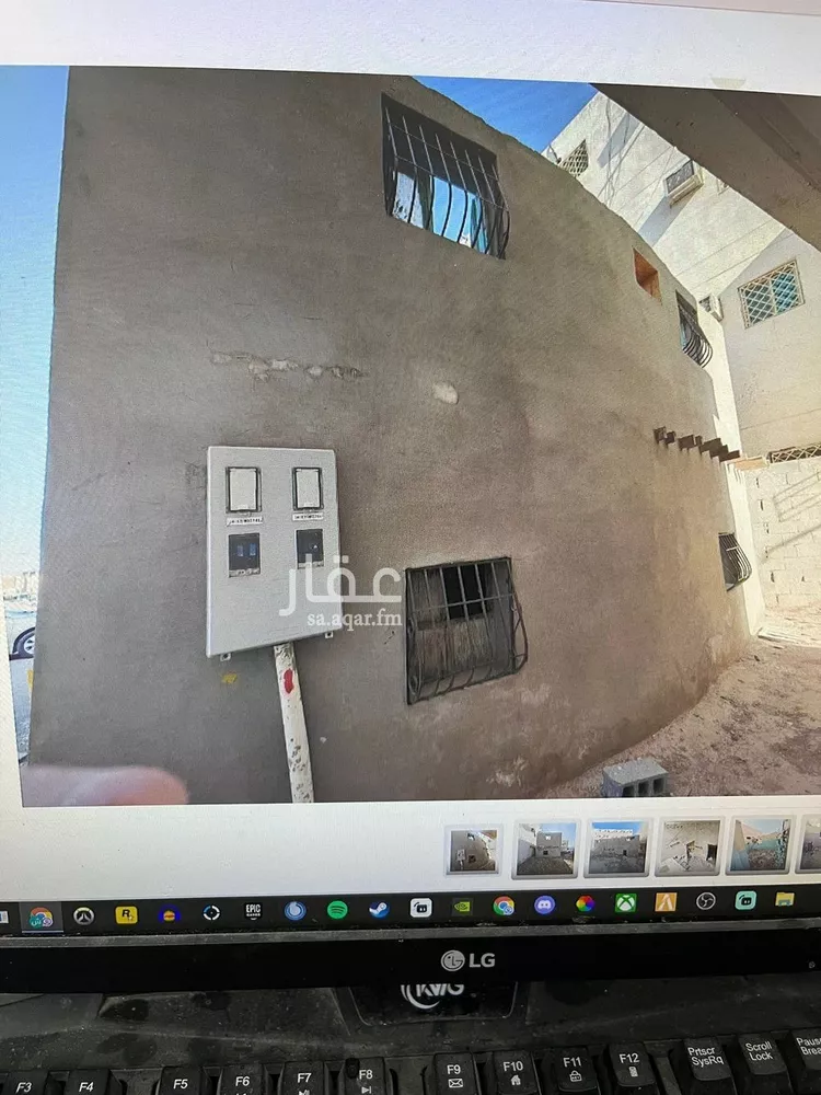 دور للبيع في شارع محمد بن الاشعث الكندي, حي بنى عبد الأشهل, مدينة المدينه المنوره, منطقة المدينة المنورة