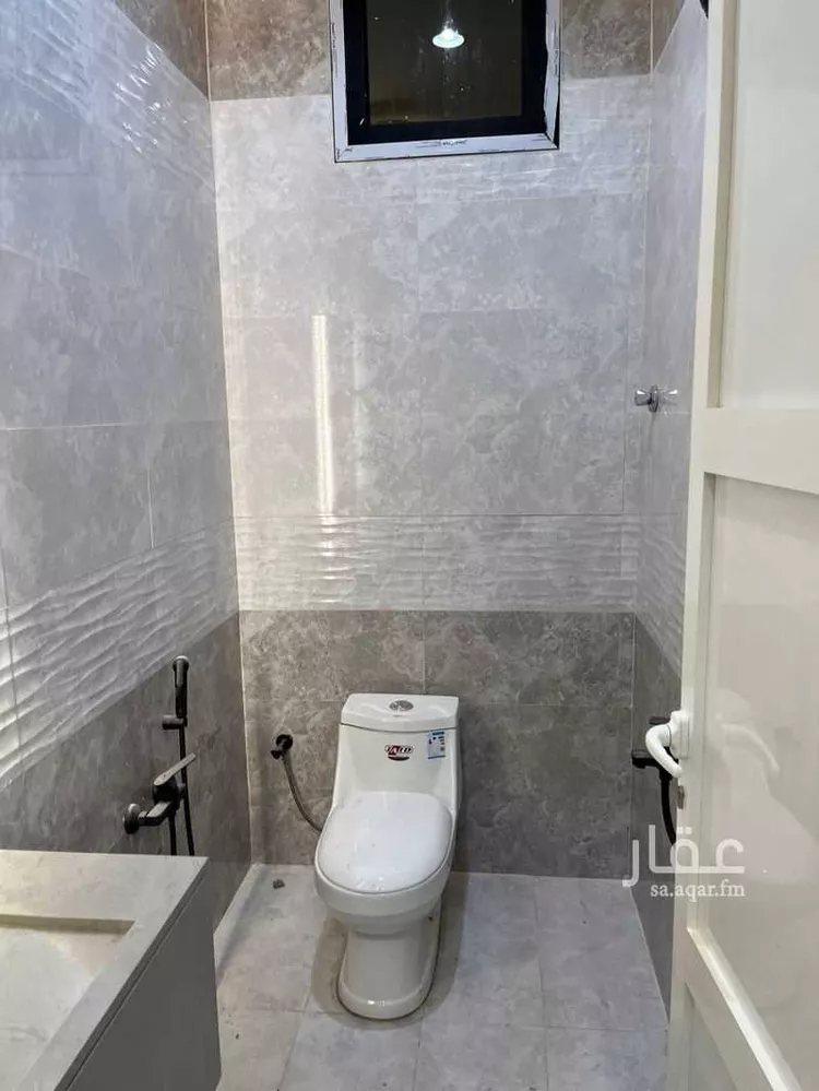 فيلا للبيع في شارع محمد حبيب الله الشنقيطي, حي أجا, مدينة حائل, منطقة حائل صورة 3