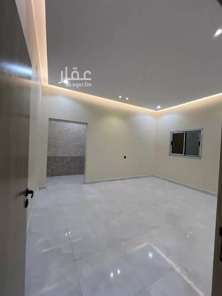 فيلا للبيع في شارع محمد حبيب الله الشنقيطي, حي أجا, مدينة حائل, منطقة حائل صورة 5