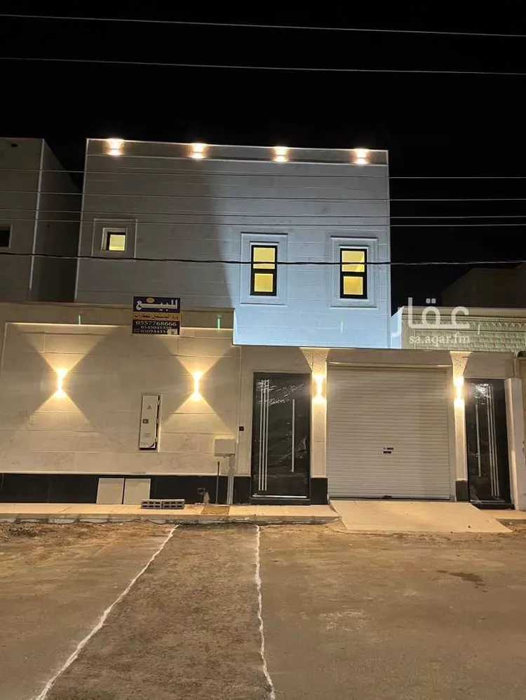 فيلا للبيع في شارع محمد حبيب الله الشنقيطي, حي أجا, مدينة حائل, منطقة حائل