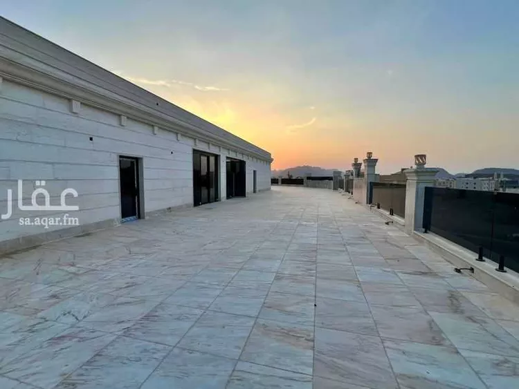 محل للإيجار في شارع خالد ابن عقبة القرشي, حي الملك فهد, مدينة المدينه المنوره, منطقة المدينة المنورة صورة 3