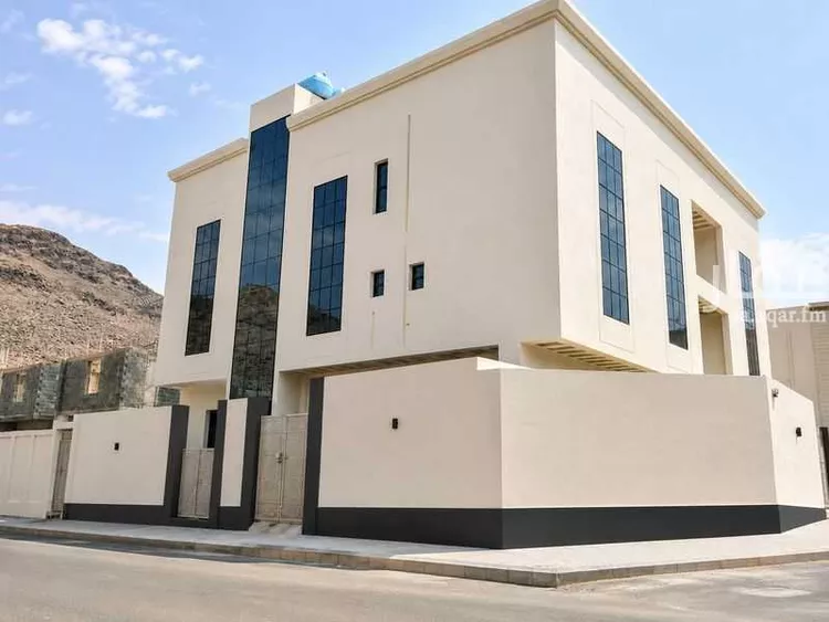 عمارة للبيع في شارع ناصر الدين الطائي, حي أبوبريقاء, مدينة المدينة المنورة, منطقة المدينة المنورة صورة 2