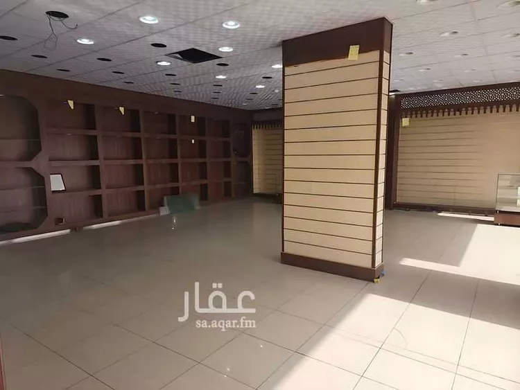 محل للإيجار في شارع ممر مشاه 1027, حي الدفاع, مدينة المدينة المنورة, منطقة المدينة المنورة صورة 3