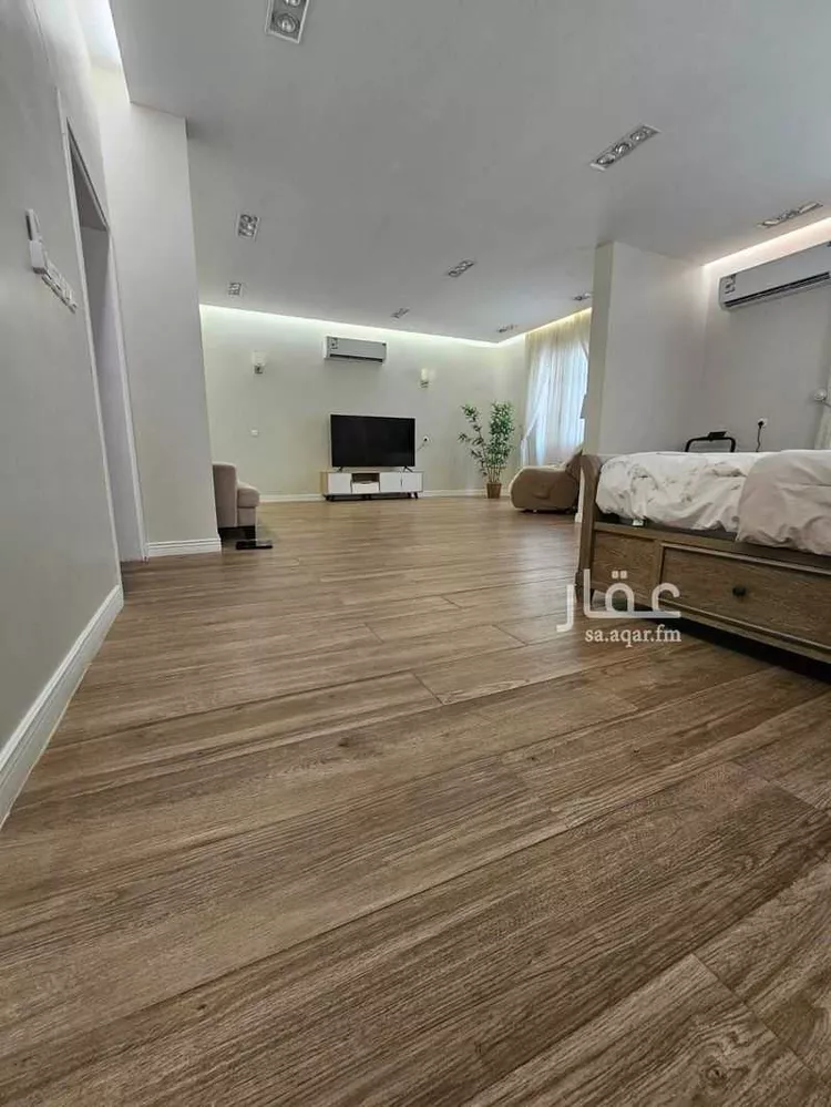 فيلا للبيع في شارع اسامة بن مالك بن قهطم, حي الروابي, مدينة المدينة المنورة, منطقة المدينة المنورة صورة 2