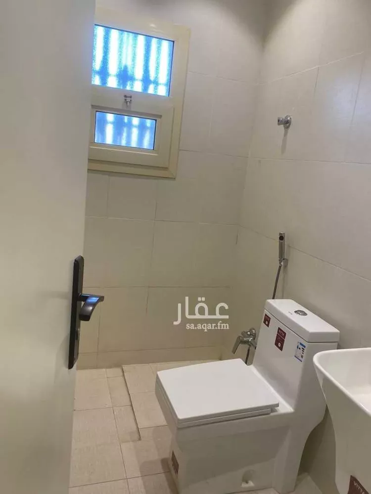 عمارة للبيع في شارع محمد حسين هيكل, حي العارض, مدينة الرياض, منطقة الرياض صورة 2
