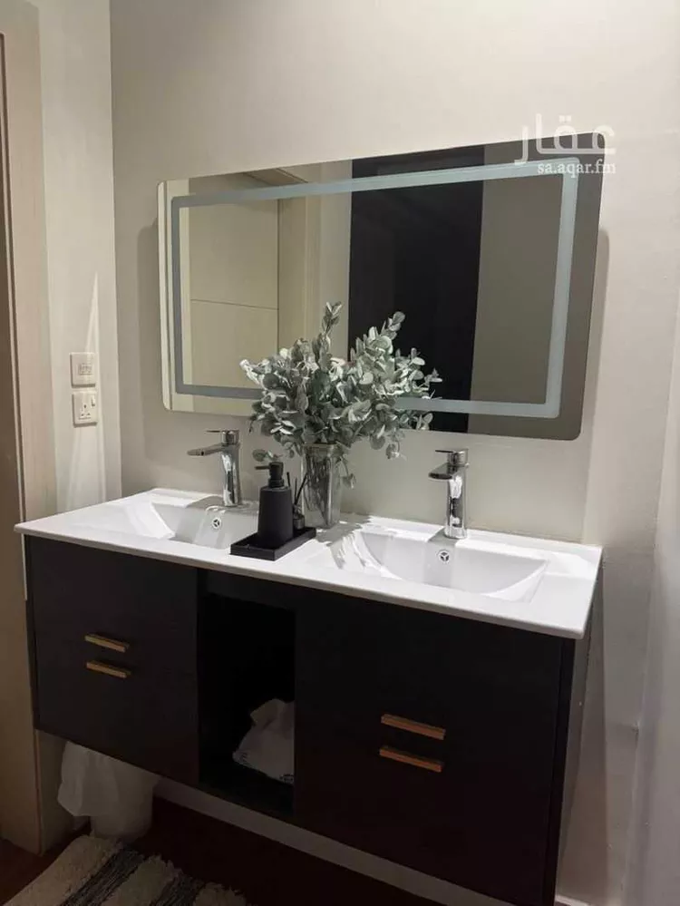 عمارة للبيع في شارع شارع رقم 207, حي الياسمين, مدينة الرياض, منطقة الرياض 12