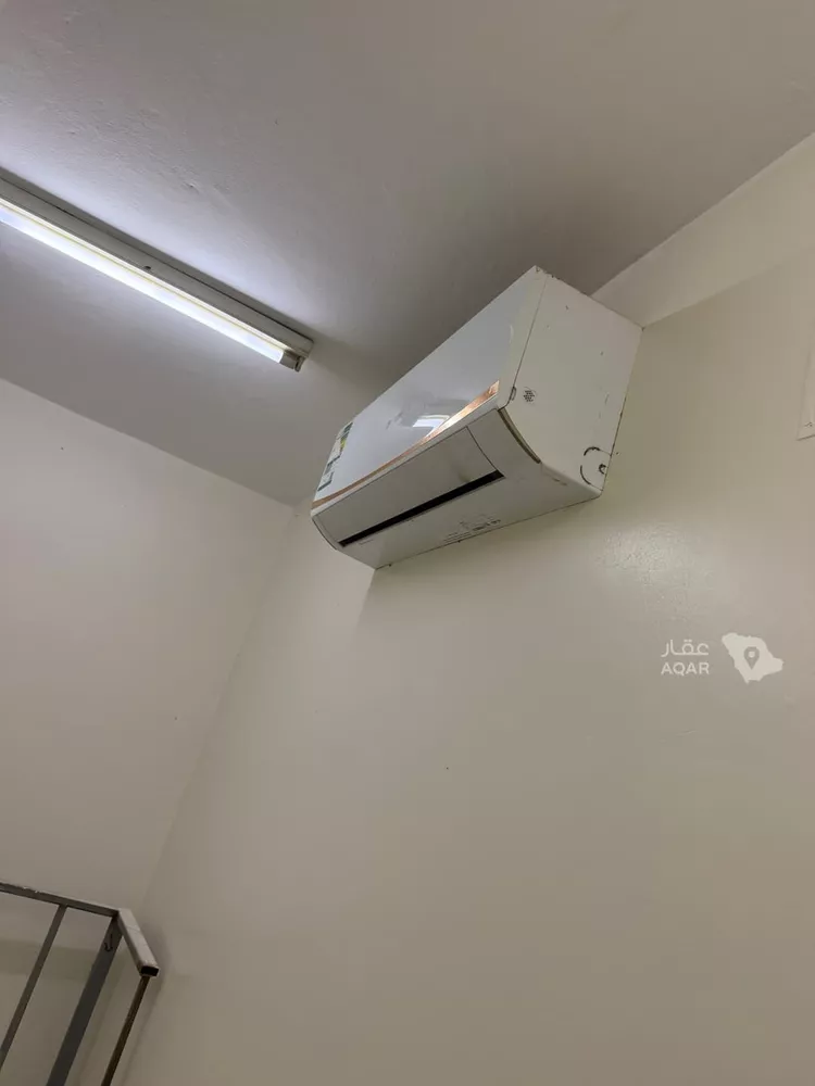 Room for Rent in Riyadh Okaz 6