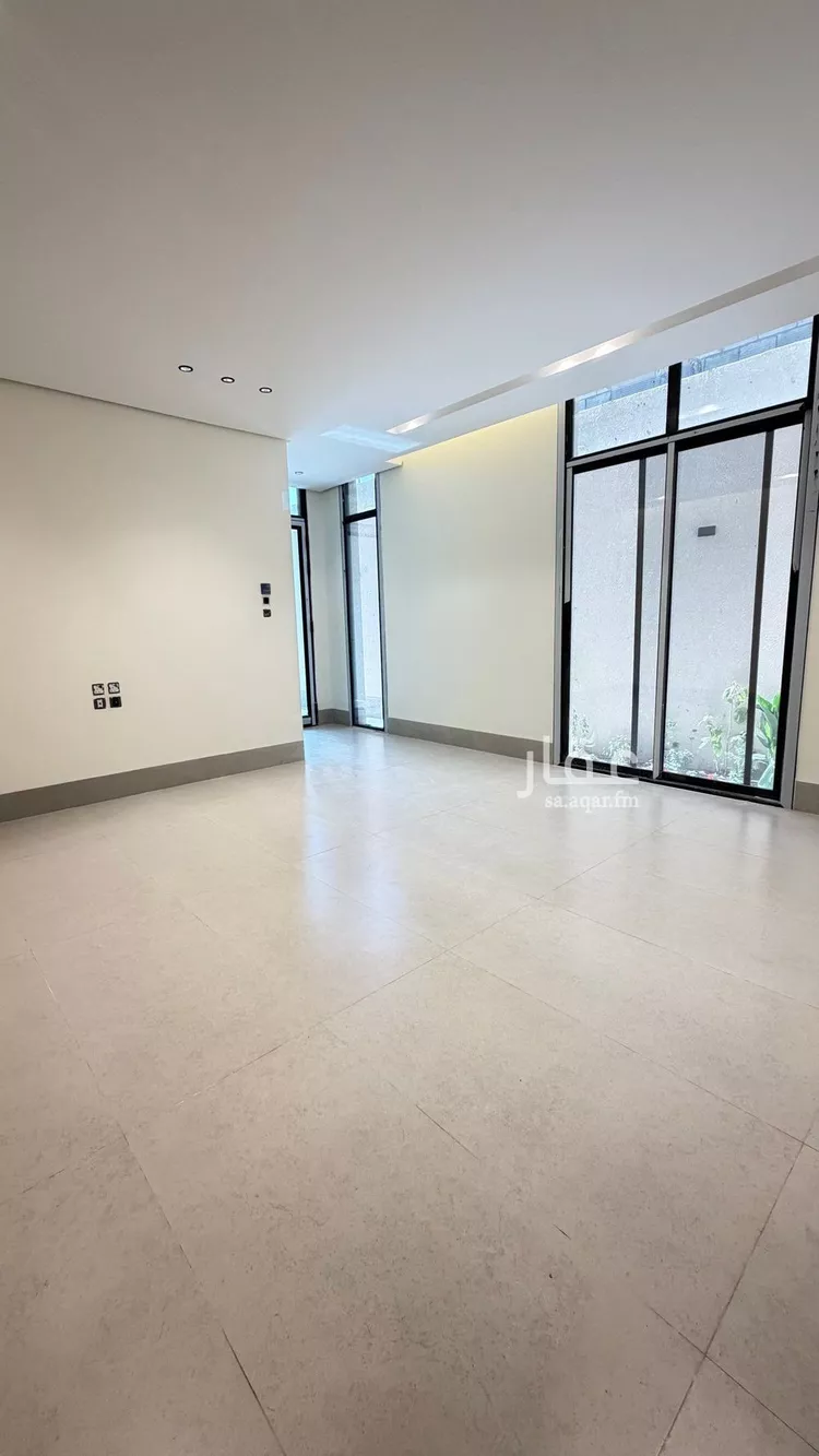 دور للبيع في شارع  محمد ابن ابراهيم ابن جبير, حي الملك فهد, مدينة الرياض, منطقة الرياض صورة 3