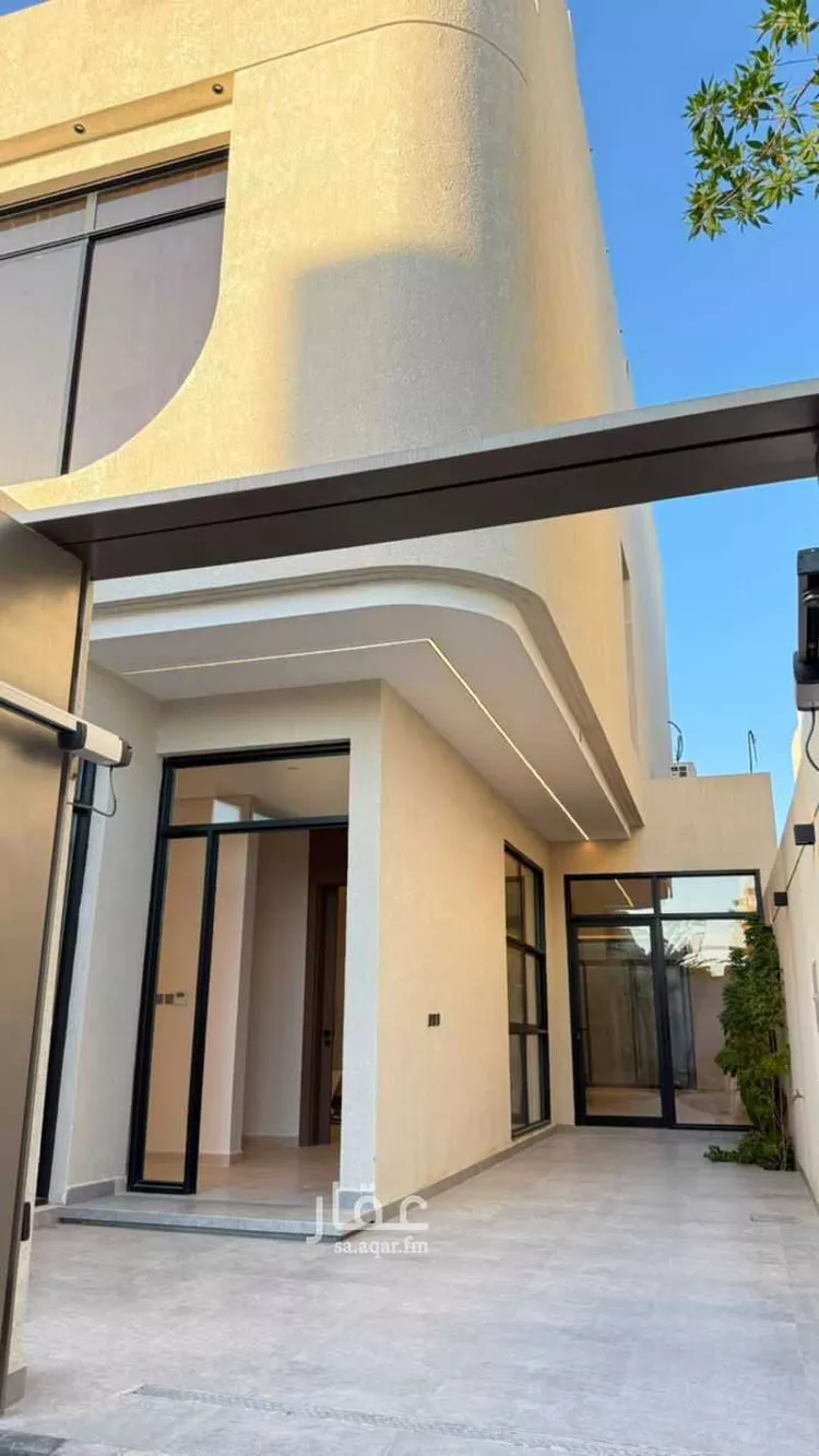 فيلا للبيع في شارع رقم 43, حي مغرزات, مدينة الرياض, منطقة الرياض 8