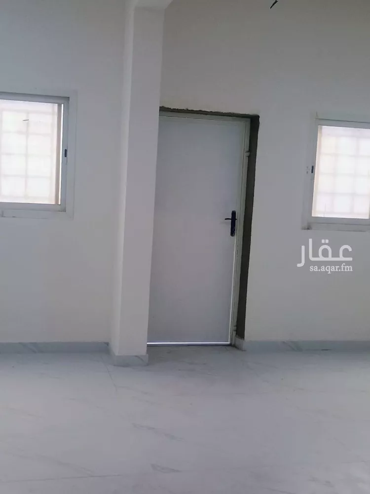 مكتب تجاري للإيجار في شارع طريق عثمان بن عفان الفرعي, حي الإزدهار, مدينة الرياض, منطقة الرياض