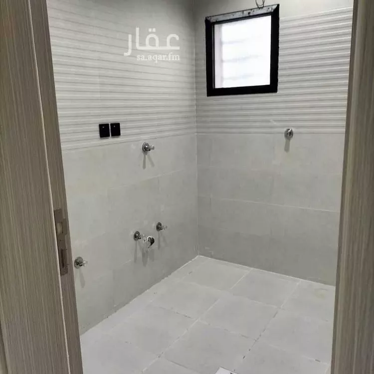 Floor for Sale in Jazan Ash Shati 8