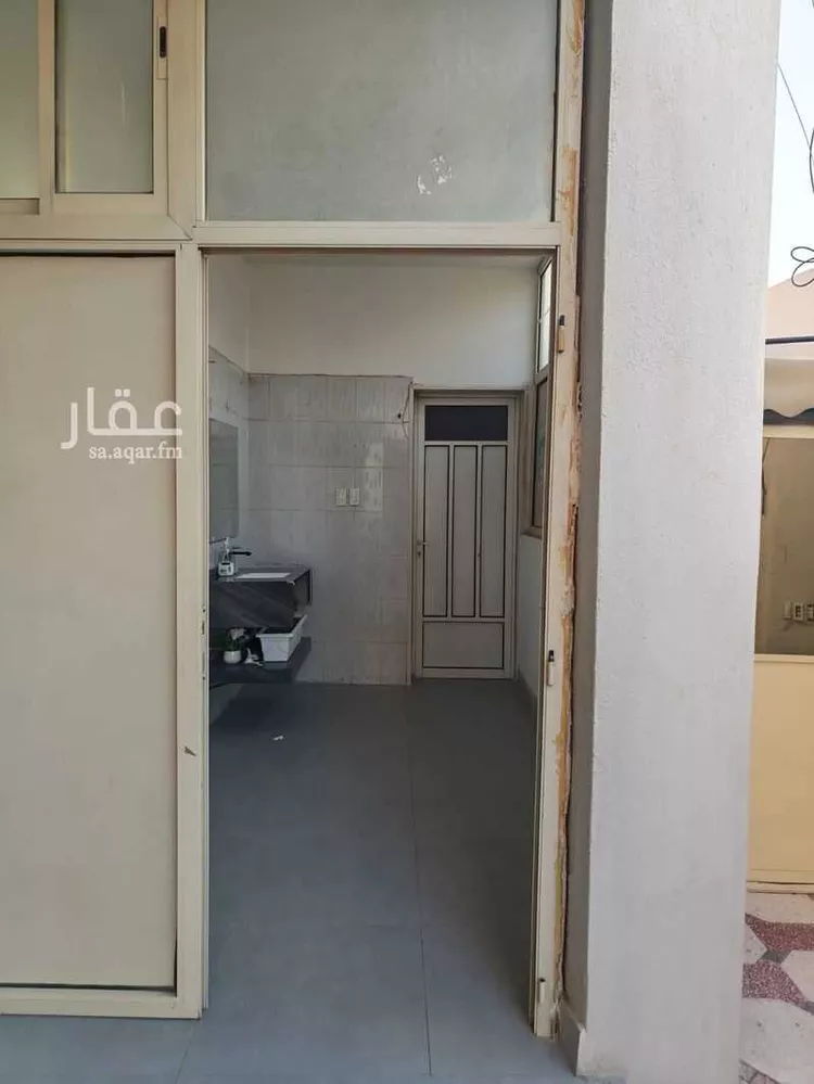 فيلا للبيع في شارع احمد حجر العسقلاني, حي بدر, مدينة الدمام, المنطقة الشرقية صورة 5