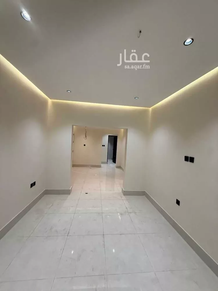 مكتب تجاري للإيجار في شارع الامير ناصر ابن عبدالعزيز, حي الخبرالشمالية, مدينة الخبر, المنطقة الشرقية صورة 3