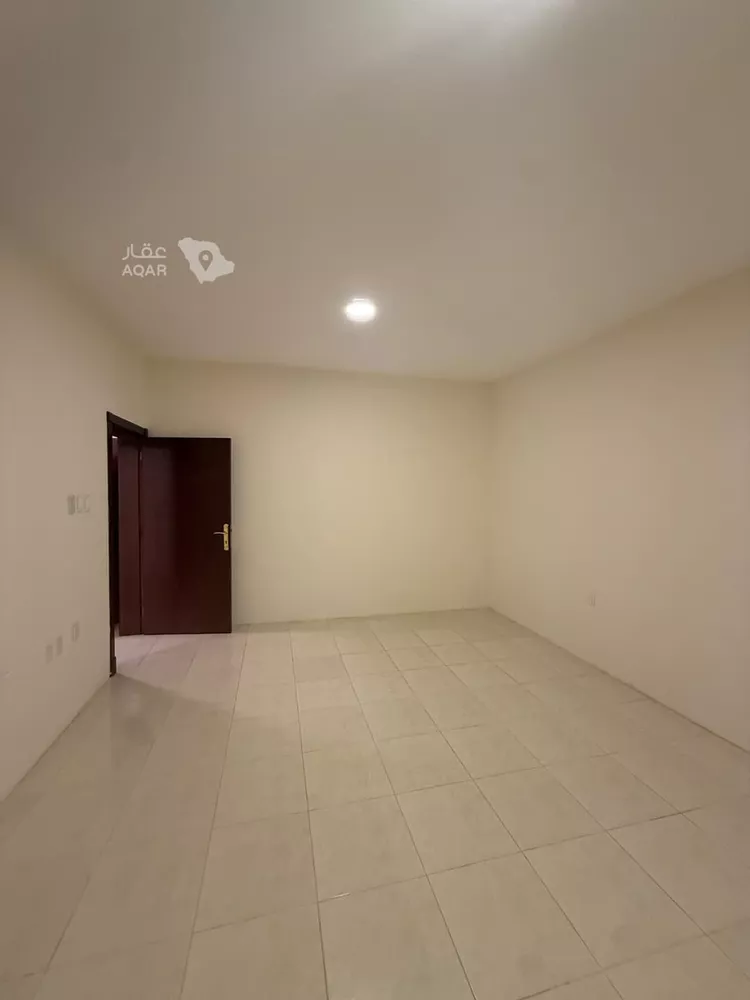 فيلا للإيجار في حي الحزام الذهبي, مدينة الخبر, المنطقة الشرقية 9