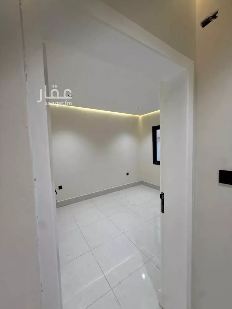 مكتب تجاري للإيجار في شارع الامير ناصر ابن عبدالعزيز, حي الخبرالشمالية, مدينة الخبر, المنطقة الشرقية صورة 5