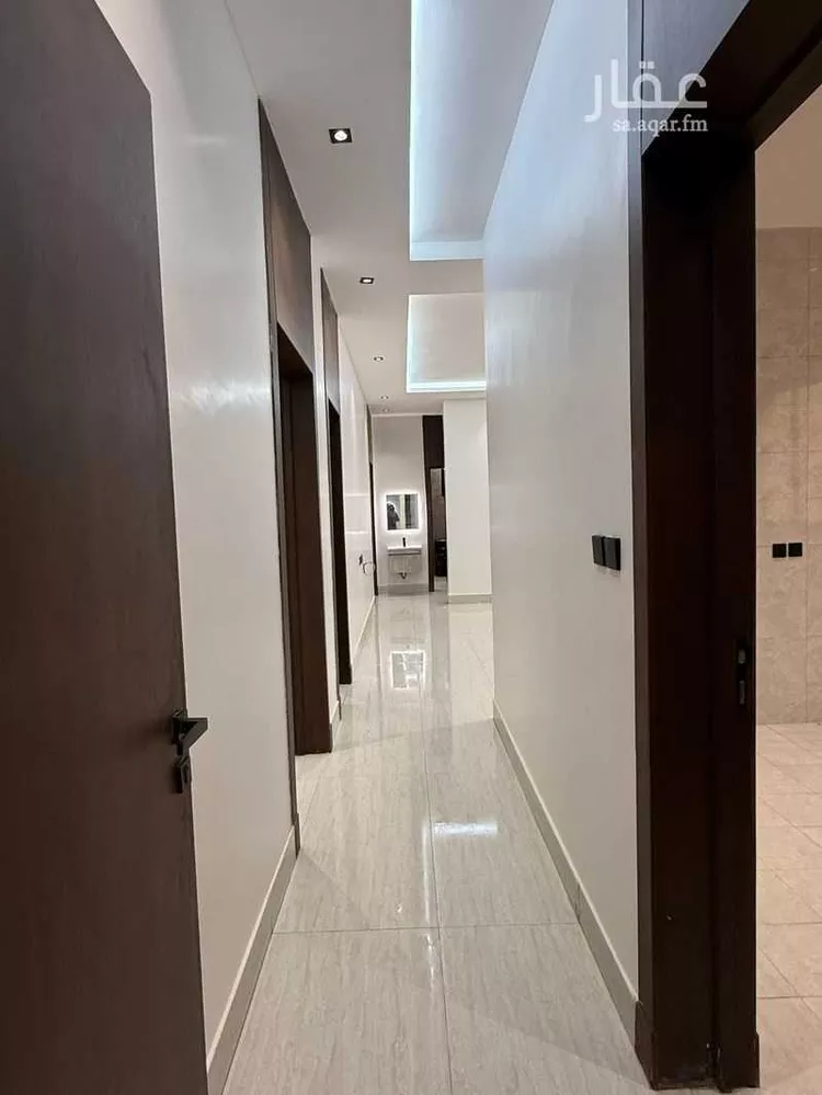 دور للبيع في شارع الغساني, حي المرجان, مدينة الرياض, منطقة الرياض صورة 5