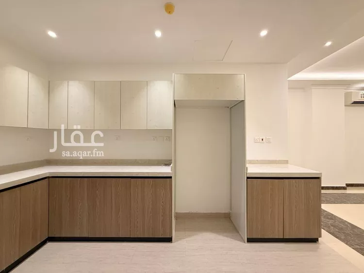 شقة للإيجار في شارع سكاكا, حي العليا, مدينة الرياض, منطقة الرياض صورة 4