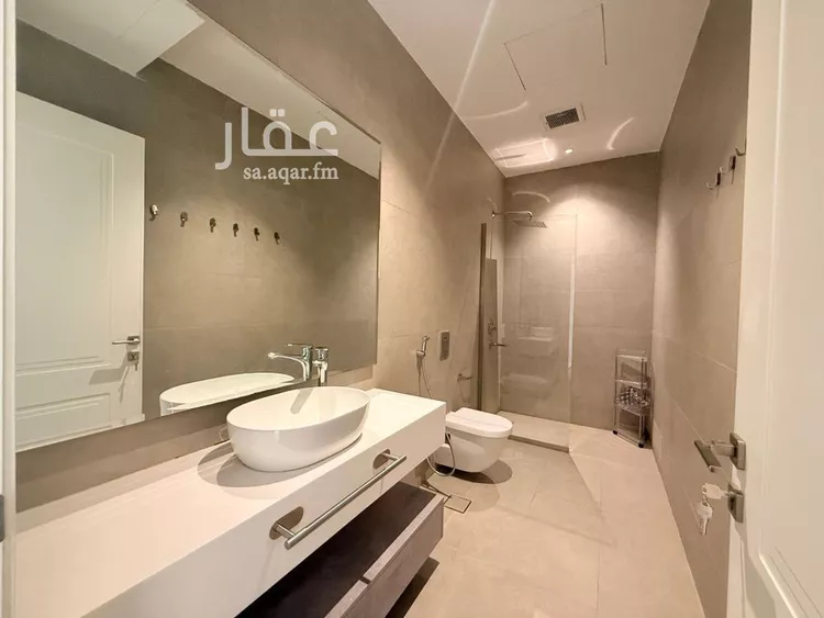 شقة للإيجار في شارع الامير سلطان ابن عبدالعزيز, حي المعذر الشمالي, مدينة الرياض, منطقة الرياض 18