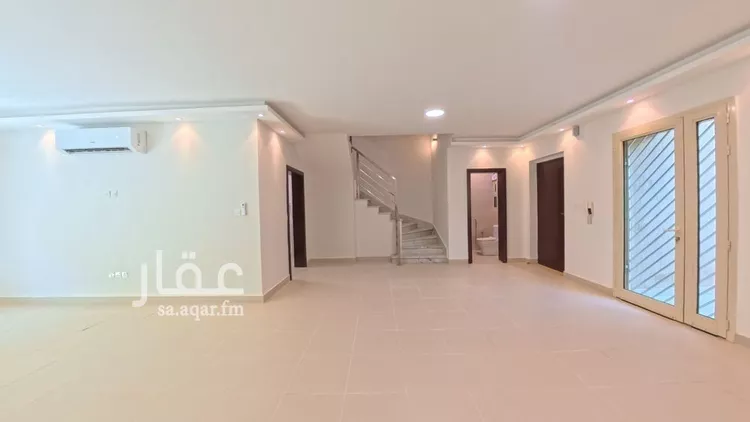 فيلا للإيجار في شارع عبدالرحمن الناصري, حي المؤتمرات, مدينة الرياض, منطقة الرياض صورة 4