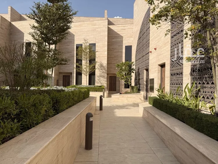 فيلا للإيجار في شارع الملك فهد , حي الرحمانية, مدينة الرياض, منطقة الرياض صورة 2