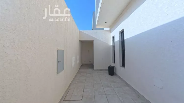 فيلا للإيجار في شارع أشقر, حي الندى, مدينة الرياض, منطقة الرياض صورة 5
