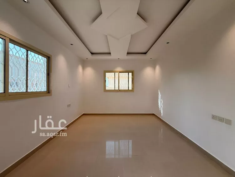 دور للإيجار في شارع العمقة, حي الملك فهد, مدينة الرياض, منطقة الرياض صورة 3
